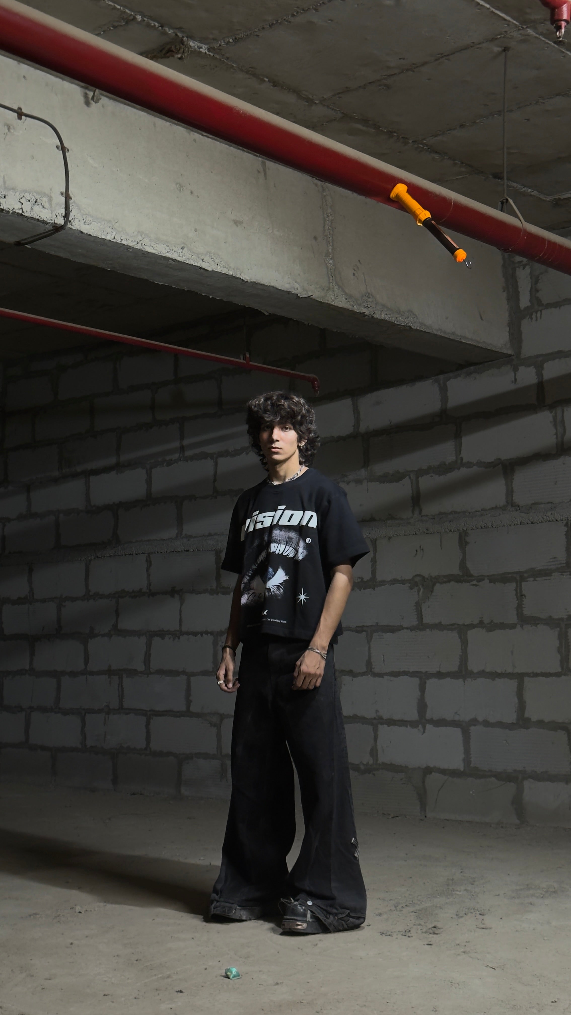 "B" Oversized Cropped Tshirt VISION